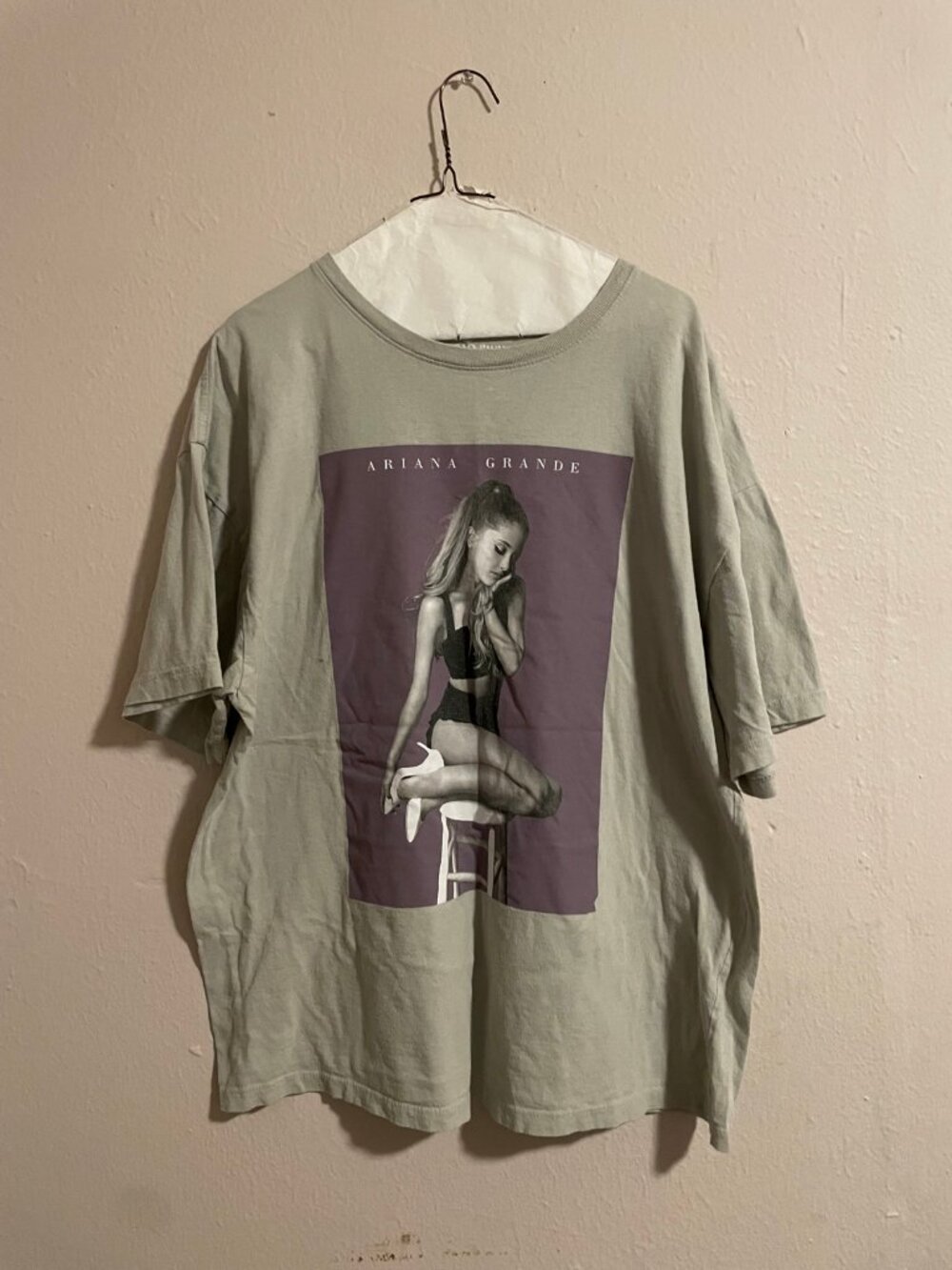 Ariana Grande Photo Print Tee XL